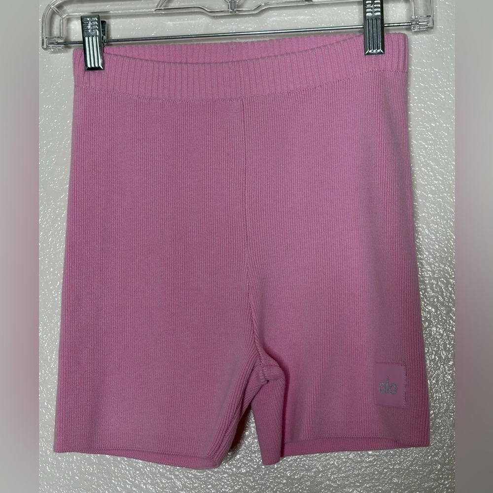 ALO Scholar Knit High Waist Pink Athletic Shorts Medium